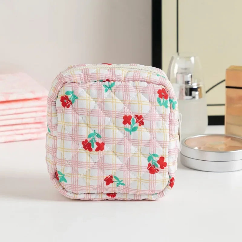 Heart Print Sanitary Napkins Storage Bag Feminine Period