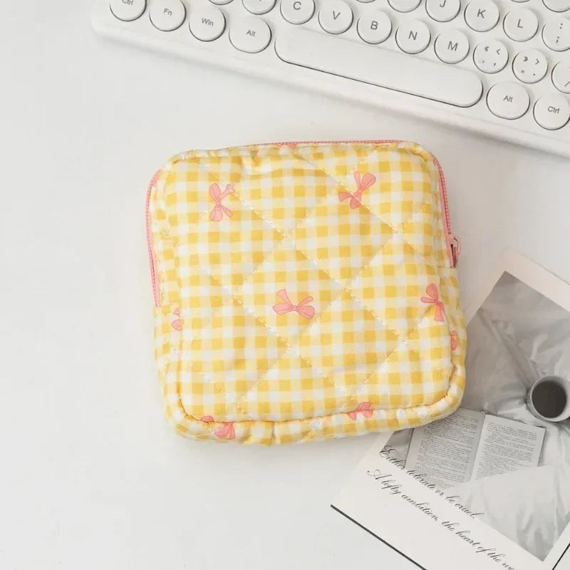 Heart Print Sanitary Napkins Storage Bag Feminine Period