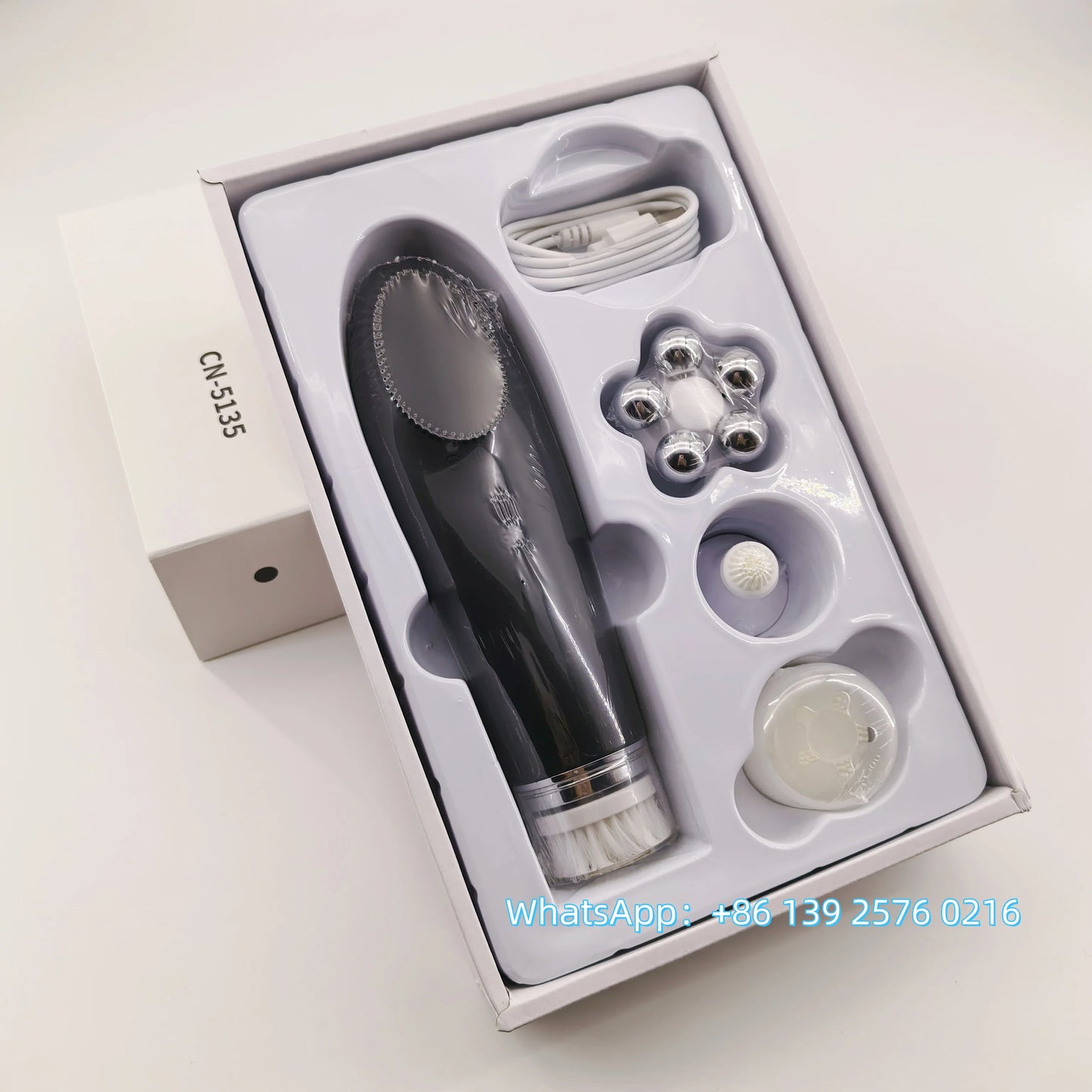Beauty 4 in 1 Facial Skin Lifting Device Face Brush 