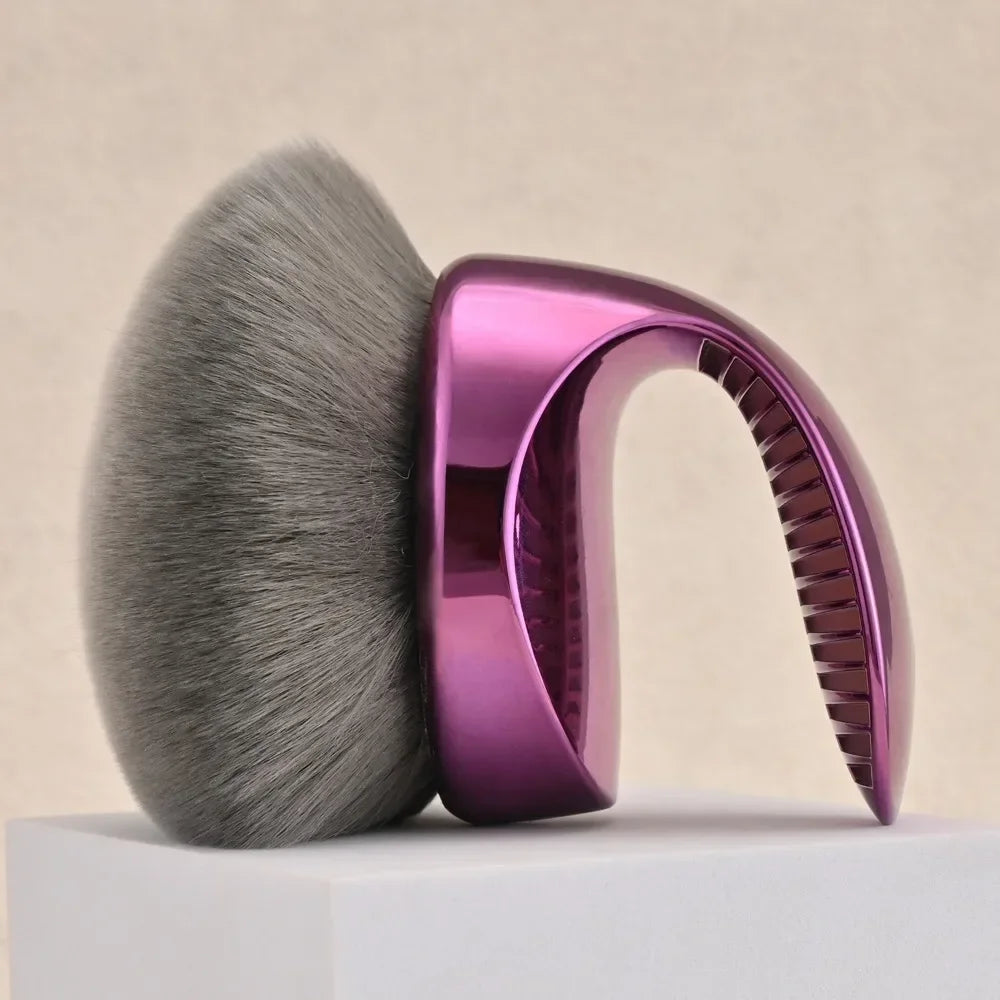 Beauty Blend & Blur Body Kabuki Brush Extra Large Vegan