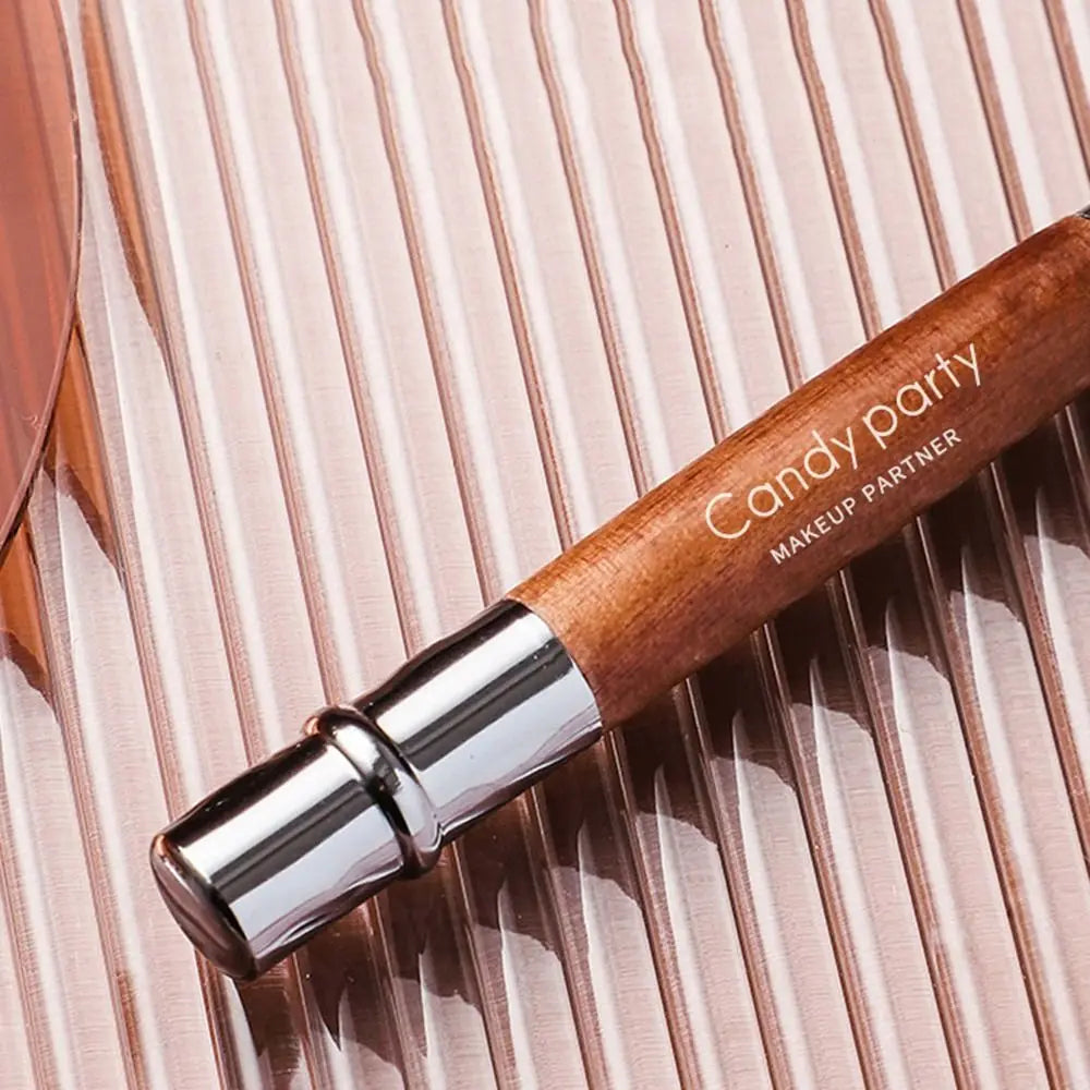 Lip Gloss Brush with Protective Cap Cosmetic Brush