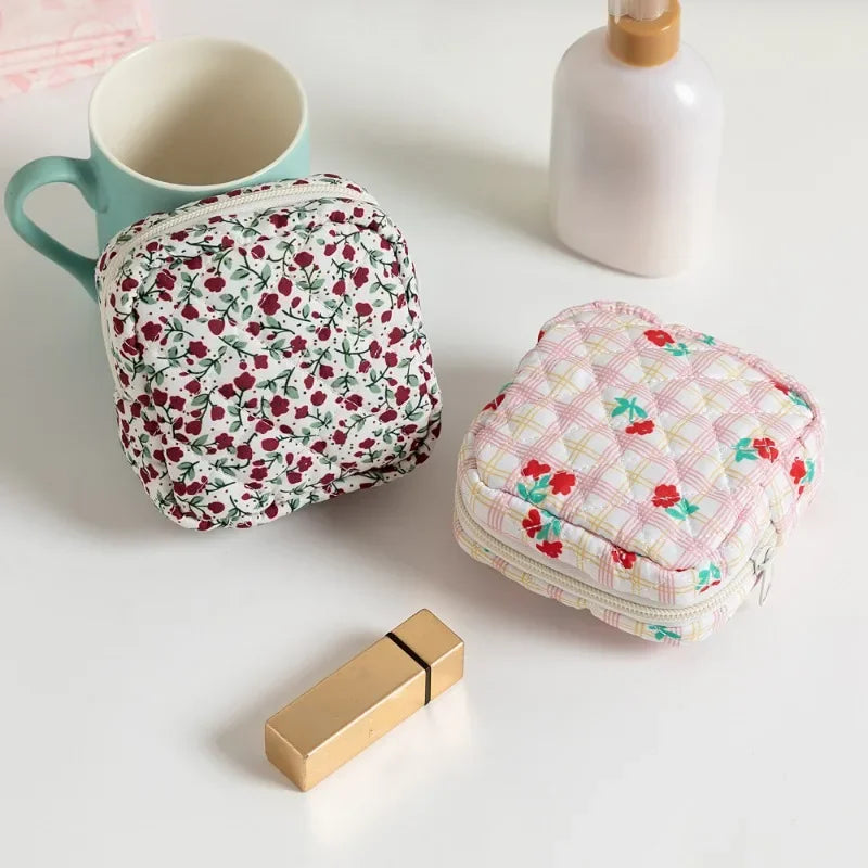 Heart Print Sanitary Napkins Storage Bag Feminine Period