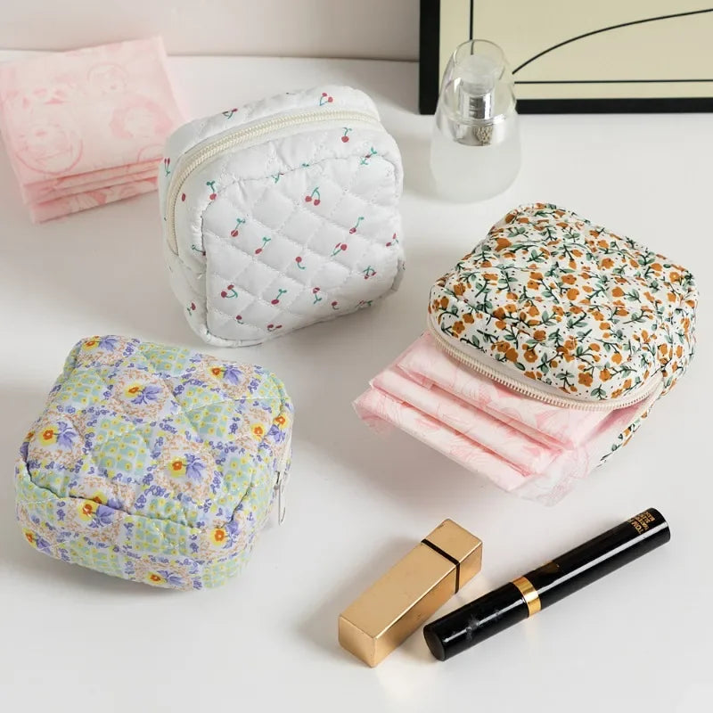 Heart Print Sanitary Napkins Storage Bag Feminine Period