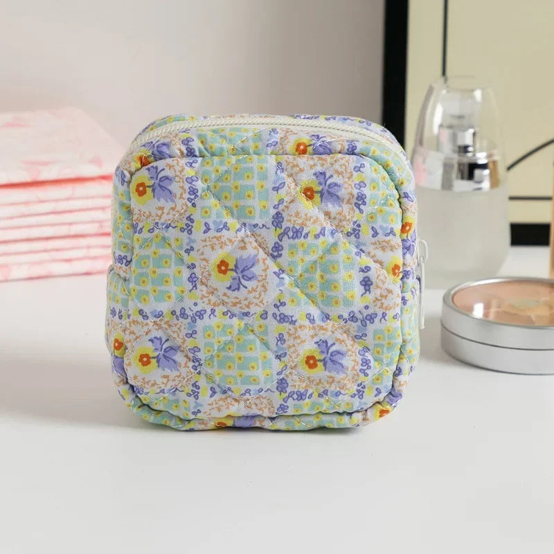 Heart Print Sanitary Napkins Storage Bag Feminine Period