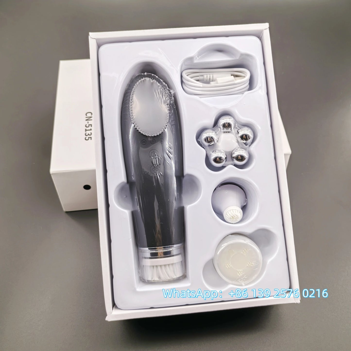 Beauty 4 in 1 Facial Skin Lifting Device Face Brush 