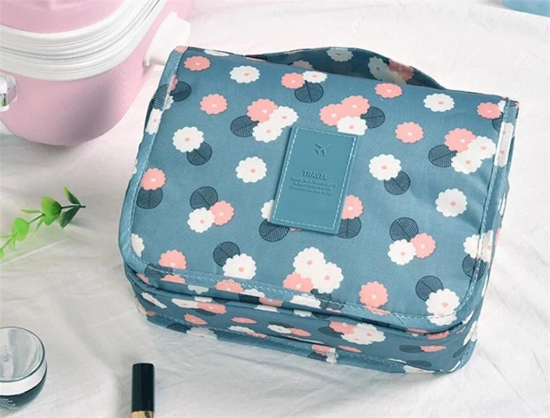 Multifunctional Travel Hook Wash Bag Cosmetics Storage Bag