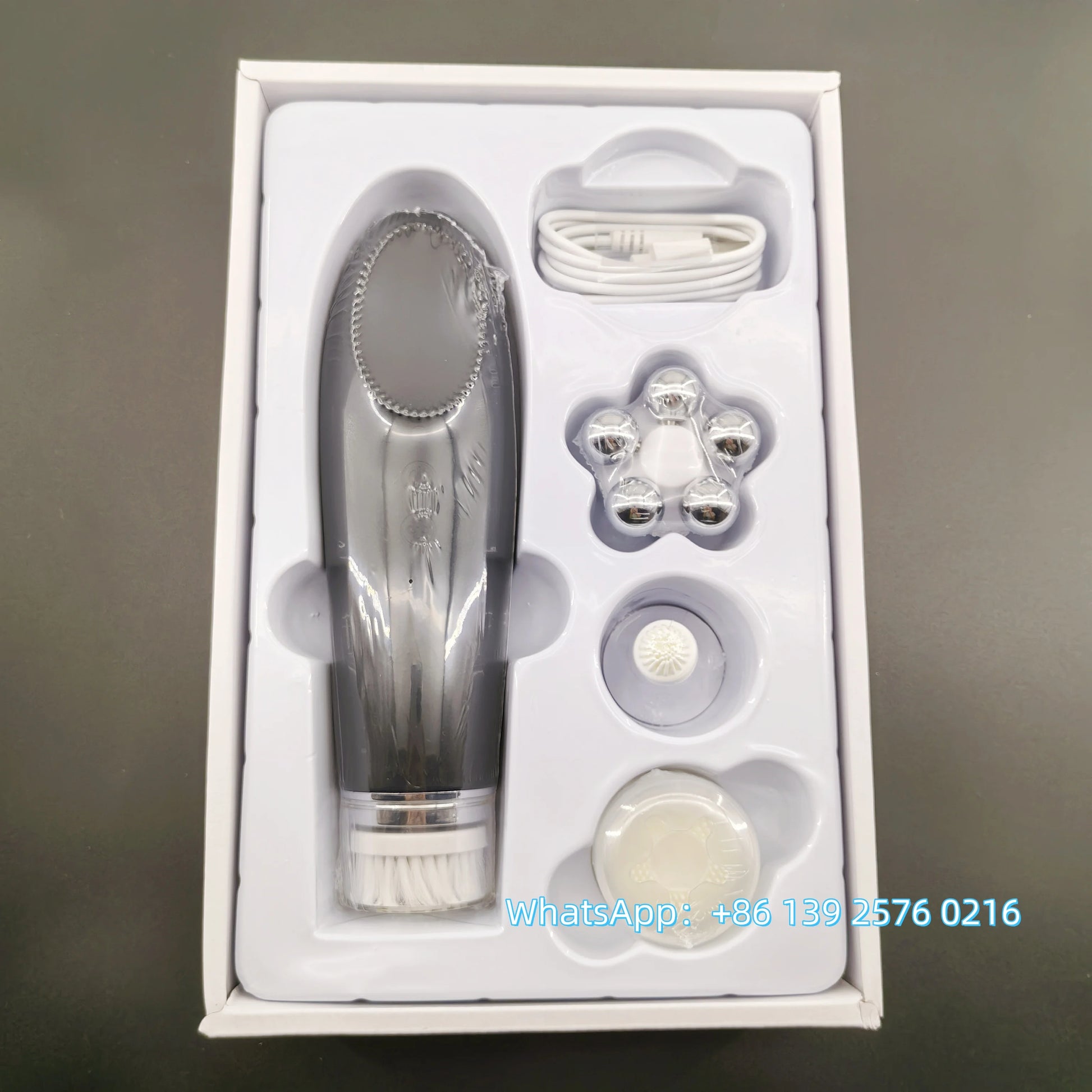 Beauty 4 in 1 Facial Skin Lifting Device Face Brush 