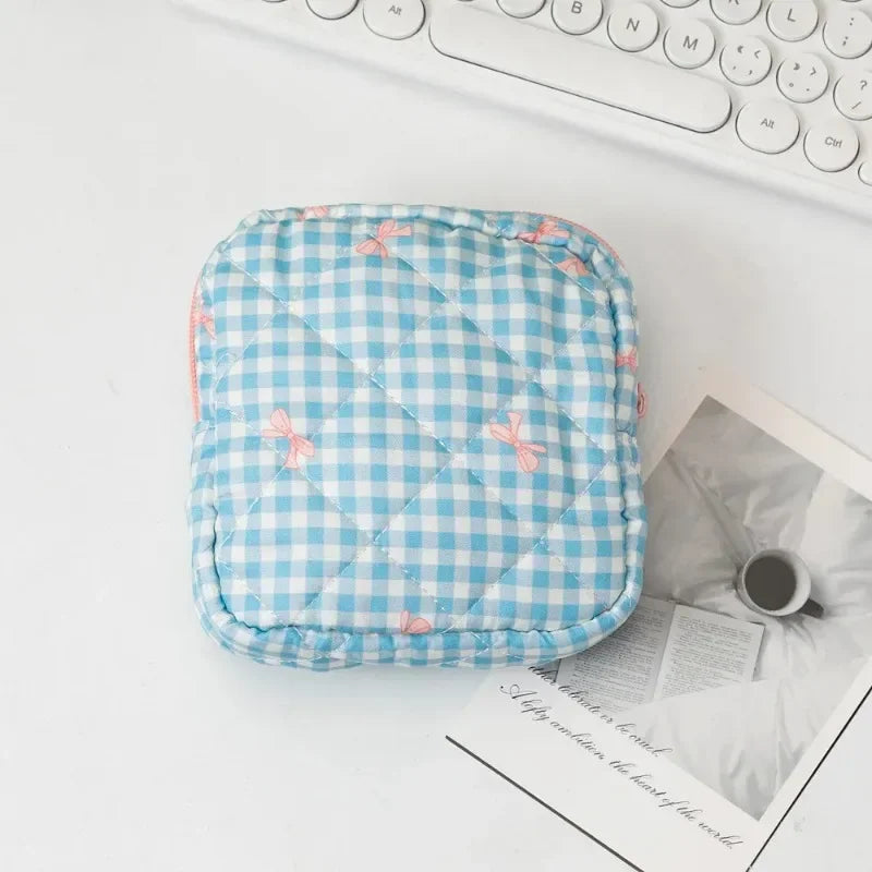 Heart Print Sanitary Napkins Storage Bag Feminine Period