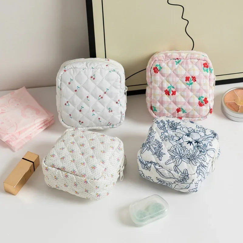 Heart Print Sanitary Napkins Storage Bag Feminine Period